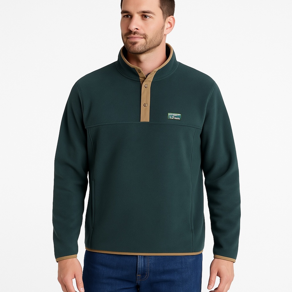 L.L. Bean Men's Forest Green and Tan Crewneck Sweater